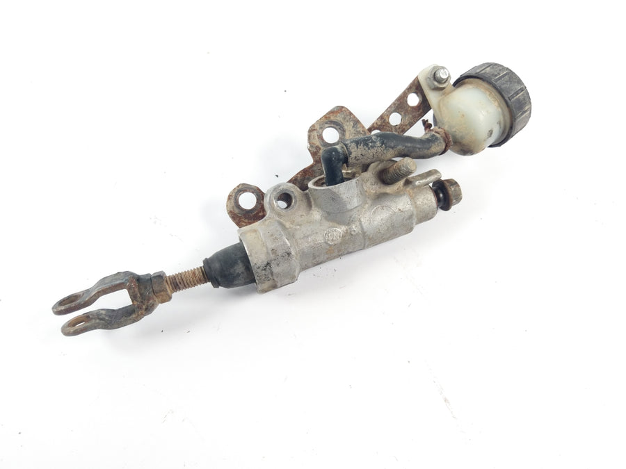 Honda CRF 450 [2002] - Freio traseiro da bomba de freio na parte traseira