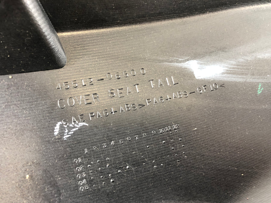 Suzuki DL 1000 V -Strom [2006] - Skelidung na parte traseira à esquerda