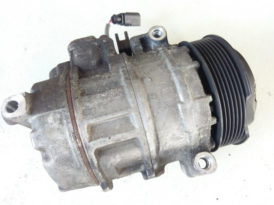 Porsche Panamera Turbo [2010] - Compressor climático