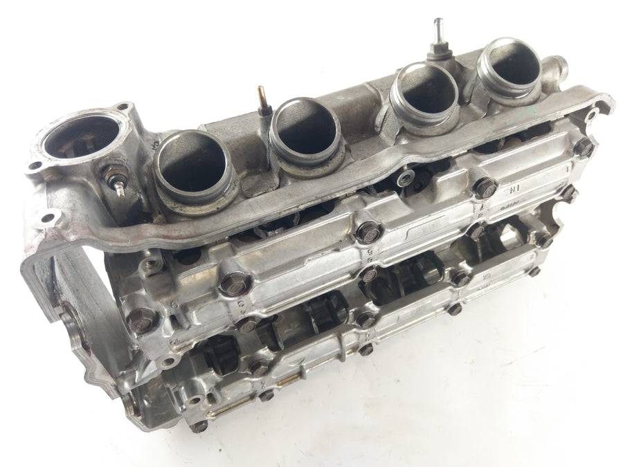 Honda CBR 900 RR SC33 [1996] - Cabeça do cilindro
