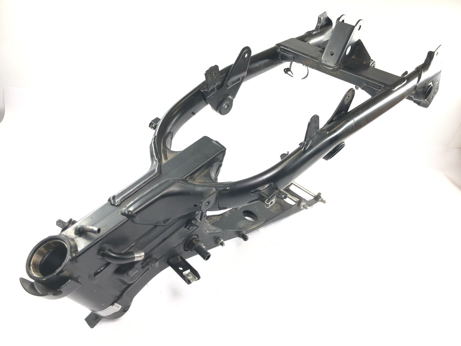 Husqvarna TR 650 Strada A8 [2012] - Estrutura principal com papéis