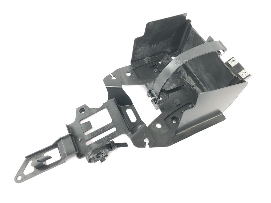 Yamaha YZF R1 RN19 [2008] - Batteriekasten Batteriehalter Halterung