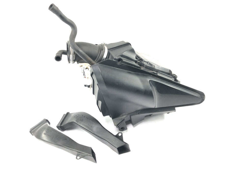 Husqvarna 701 Svartpilen [2019] - Caixa do filtro de ar Caixa do filtro de ar Caixa de admissão