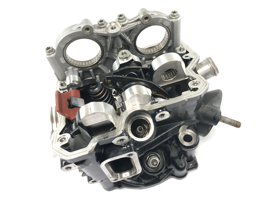 Husqvarna 701 Svartpilen [2019] - Cabeçote de válvula