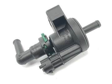 Husqvarna 701 Svartpilen [2019] - Válvula de ventilação do tanque