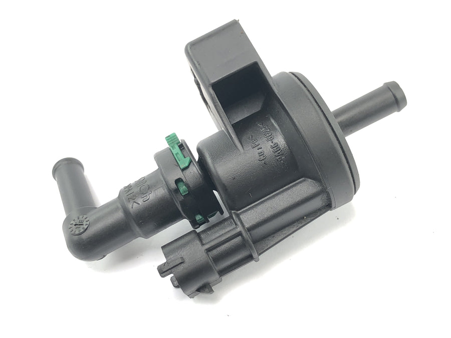 Husqvarna 701 Svartpilen [2019] - Válvula de ventilação do tanque