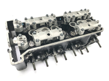 Yamaha YZF R1 RN09 [2002] - trem de válvulas de cabeçote sem árvores de cames