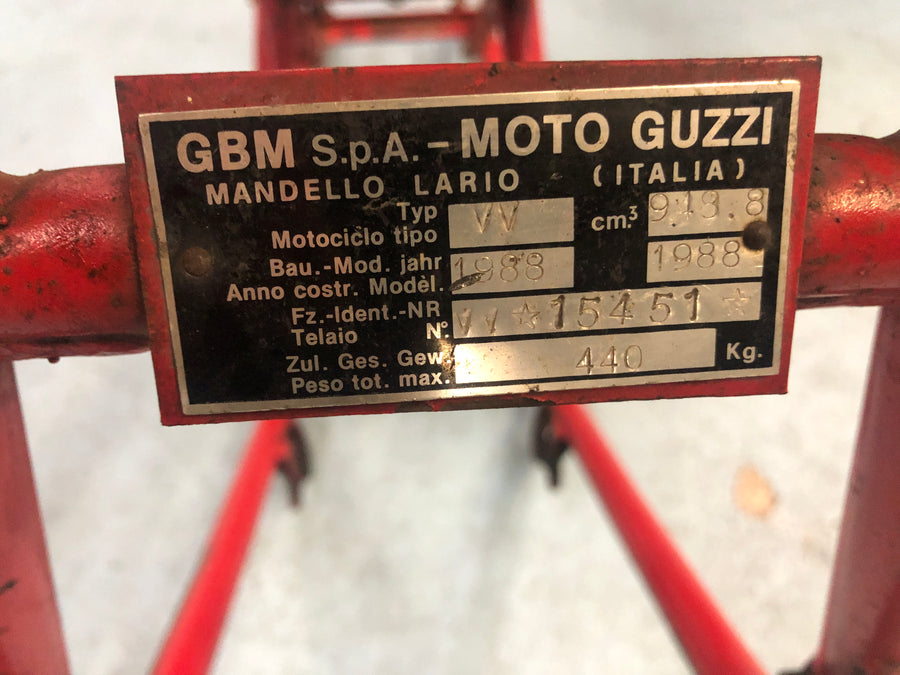 Moto Guzzi Le Mans 1000 VV [1988] - quadro com papéis