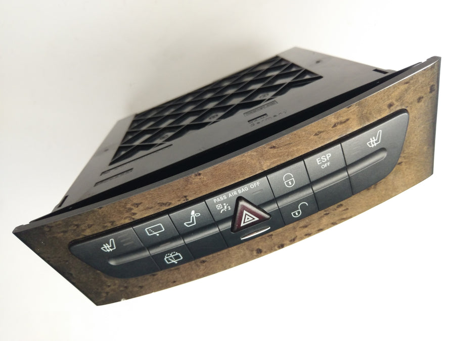 Mercedes Benz E 280 CDI [W211] - aquecimento do assento do painel de controle do CD player
