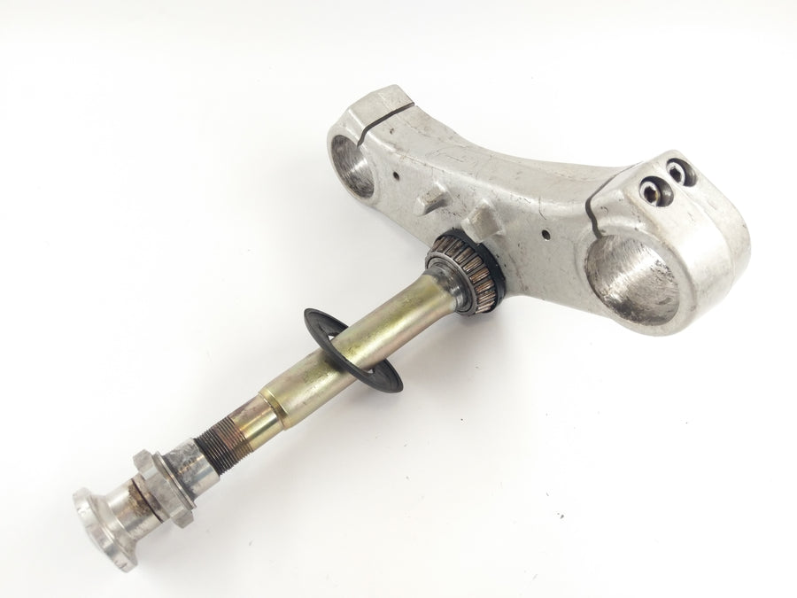 Triumph Daytona 955i T595 [1998] - Fork Bridge abaixo