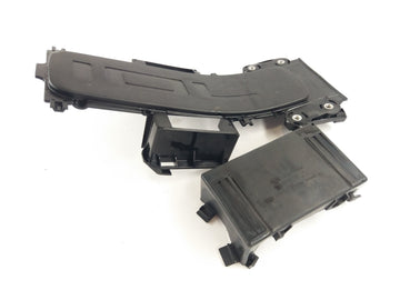 Husqvarna 701 Vitpilen [2018] - Recurso da Battery Box Underbody - 0