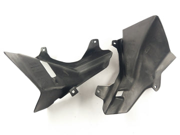 Aprilia RST 1000 Futura [2004] - revestimento interior à esquerda + direita