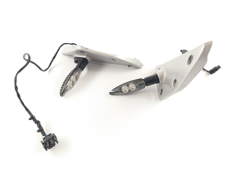 BMW F 650 GS R13 [2001] - Turn Signal no casal da frente e suporte