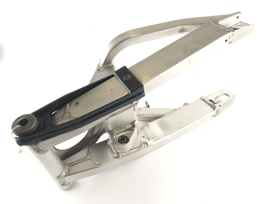 Yamaha Yzf R6 RJ03 [2000] - balanço da roda traseira sufocada