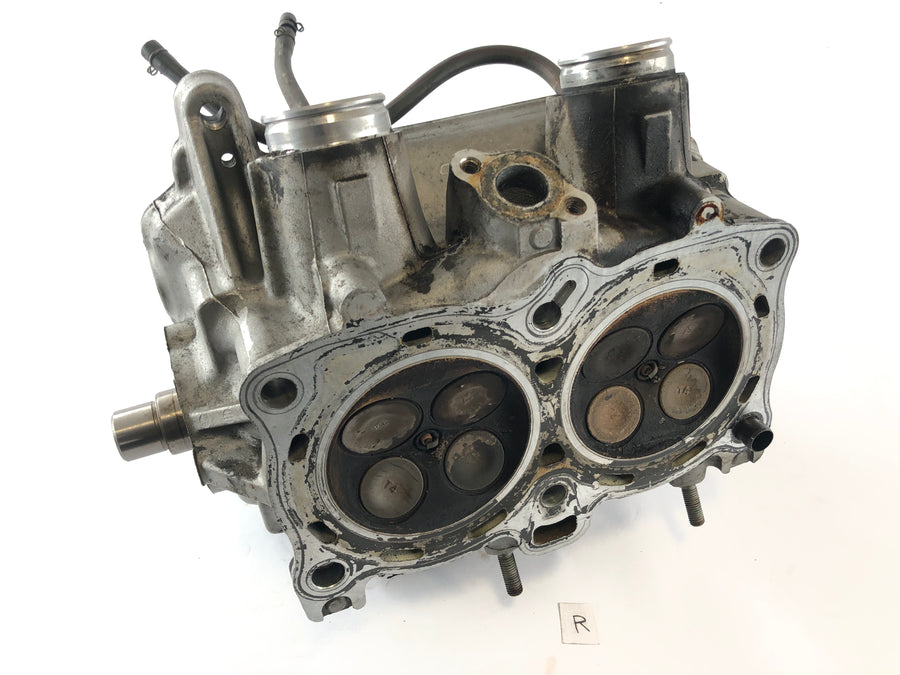 Honda St 1100 SC26 Pan European [1990] - Cabeça do cilindro à direita