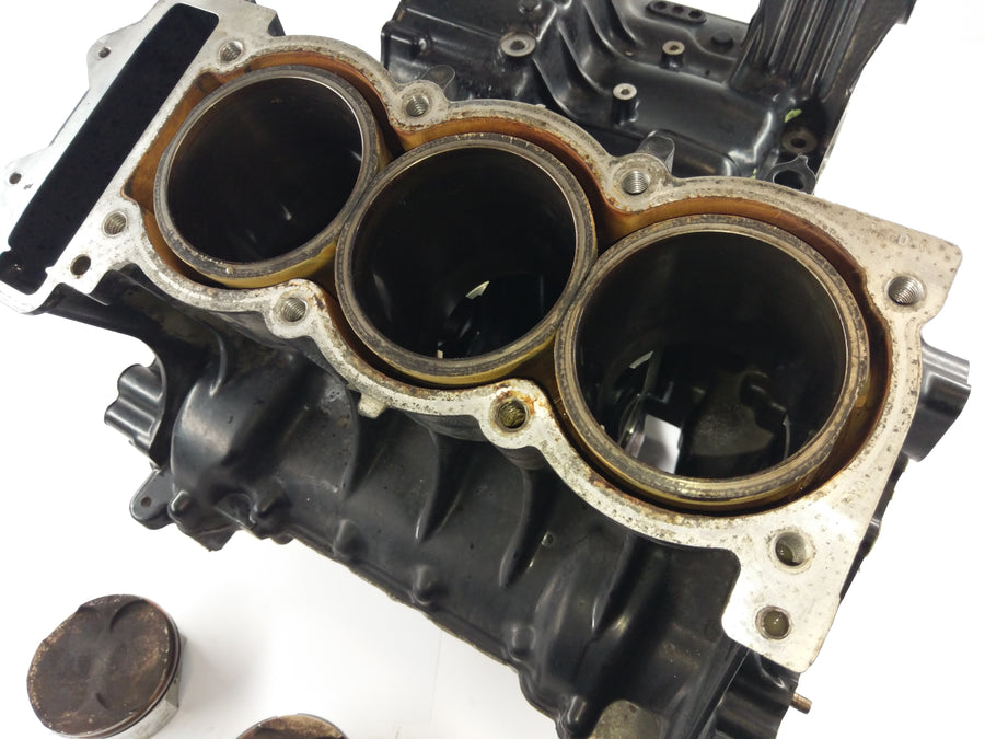 Triumph Speed ​​Triple 955i T595N [2002] - Habitação do motor