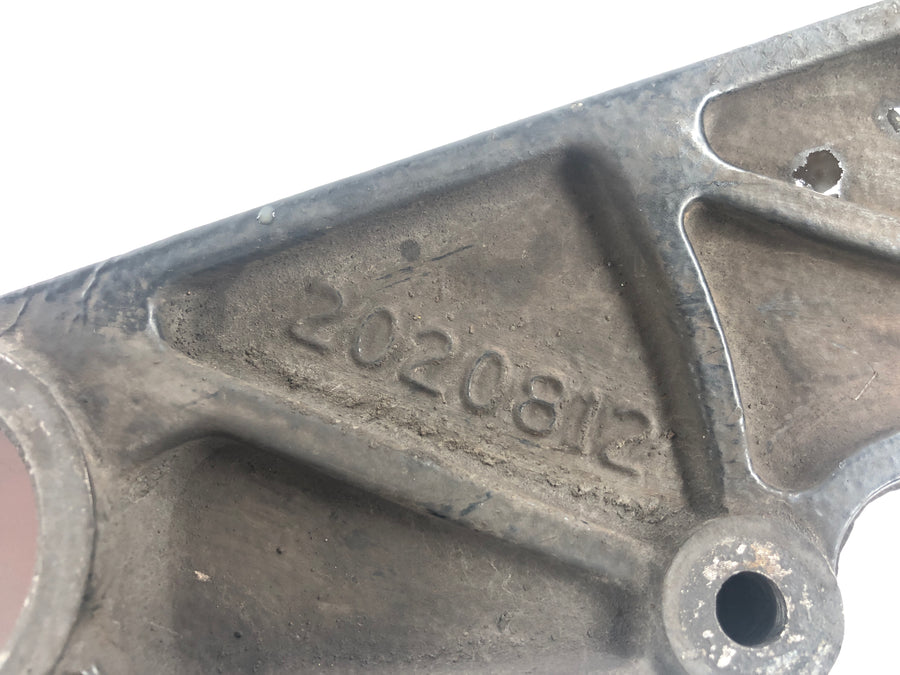 Triumph Tiger 955i 709en [2001] - Placa de âncora de freio na parte traseira