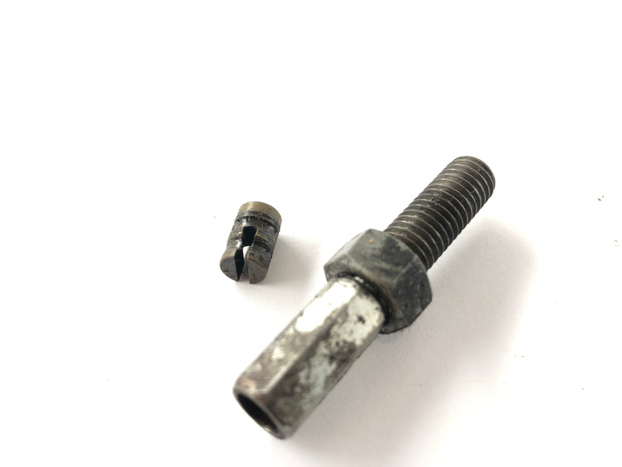 Suzuki T 500 [GT 500] - Spacer de parafuso de ajuste do trem de acoplamento