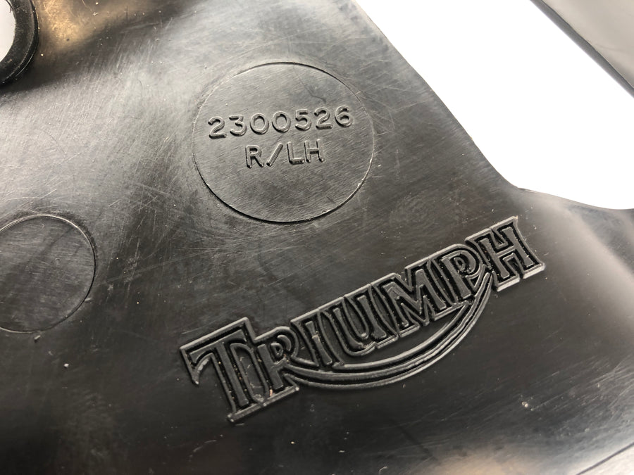 Triumph Tiger 900 T400 [1998] - revestimento para carburador à esquerda e direita