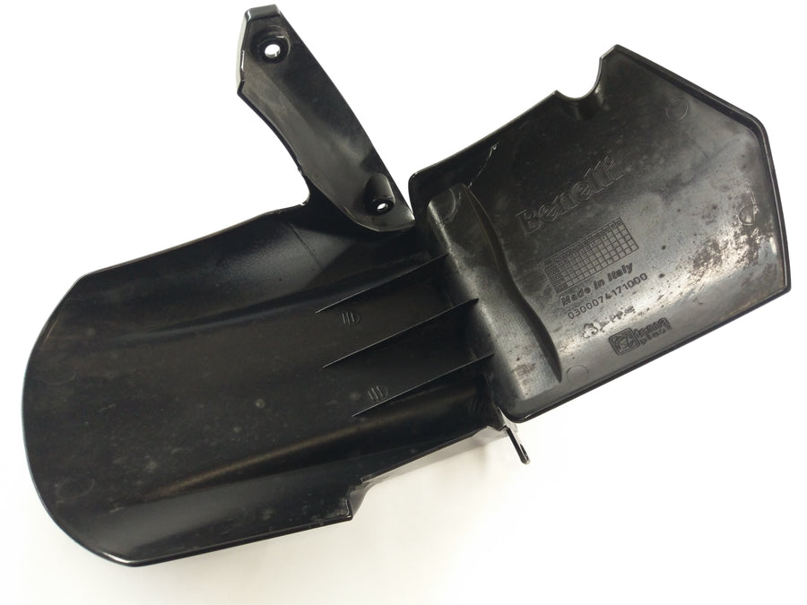 Benelli TNT 1130 Sport [2002] - Tampa traseira da roda traseira