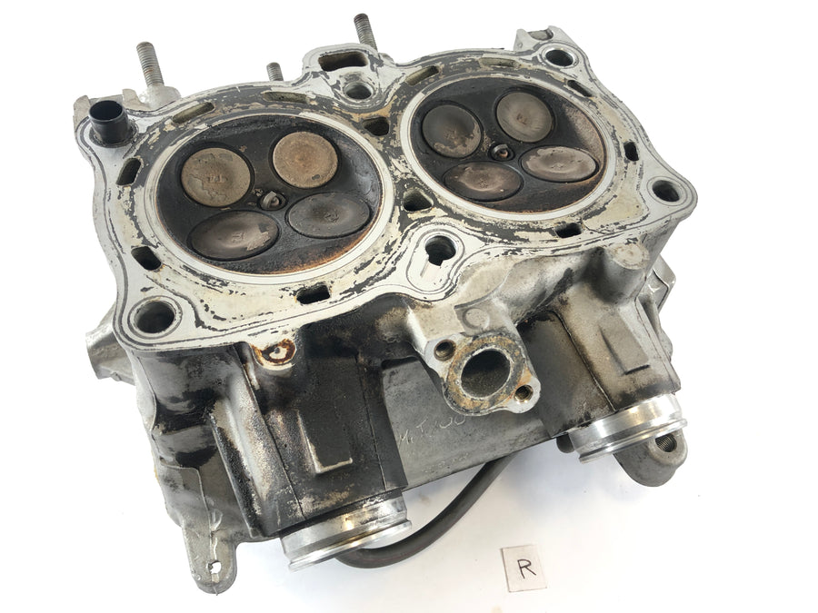 Honda St 1100 SC26 Pan European [1990] - Cabeça do cilindro à direita