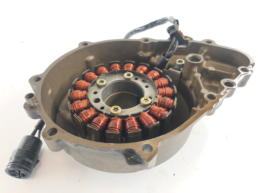 Kawasaki Z 750 ZR750J [2005] - Tampa do alternador com uma tampa do motor do estator com alternador