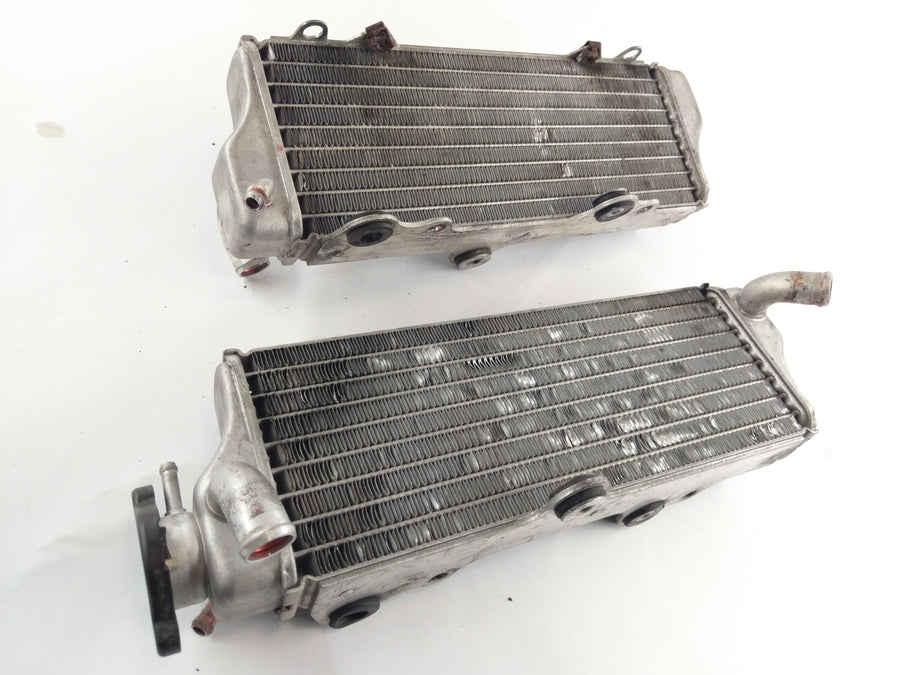 Husqvarna te 570 H6 [2002] - Casal mais frio da água esquerda e direita