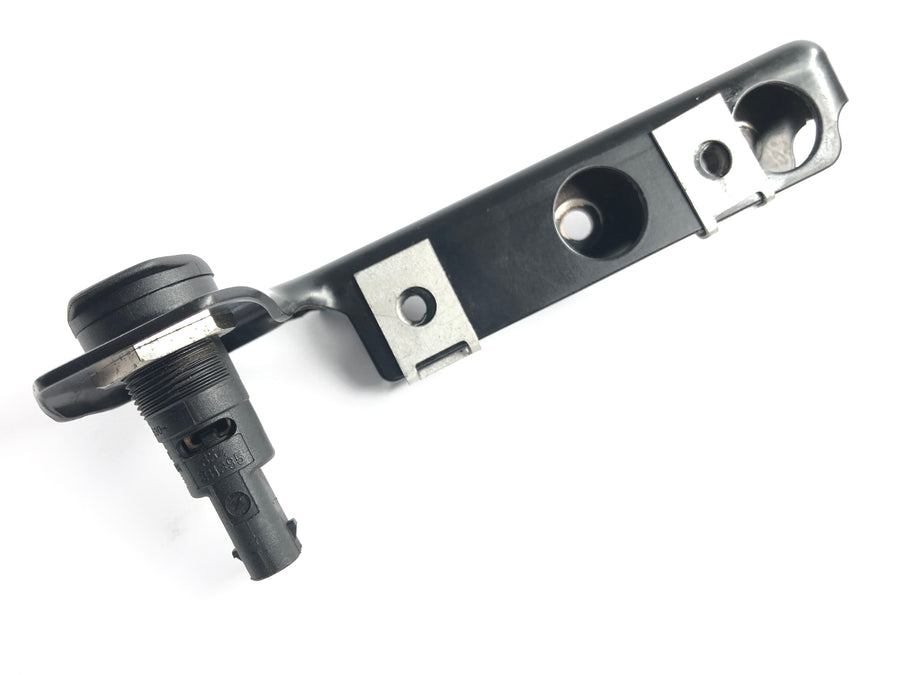 BMW F 800 S [2007] - Curve Socket 12 volts com suporte