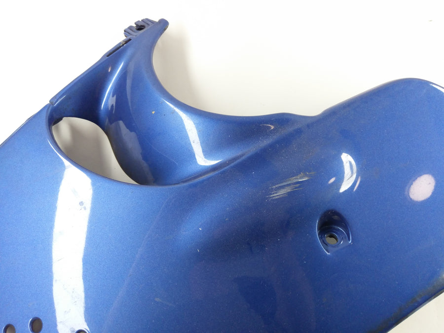 Honda CBR 900 RR SC28 - CALDING na parte inferior esquerda do revestimento azul