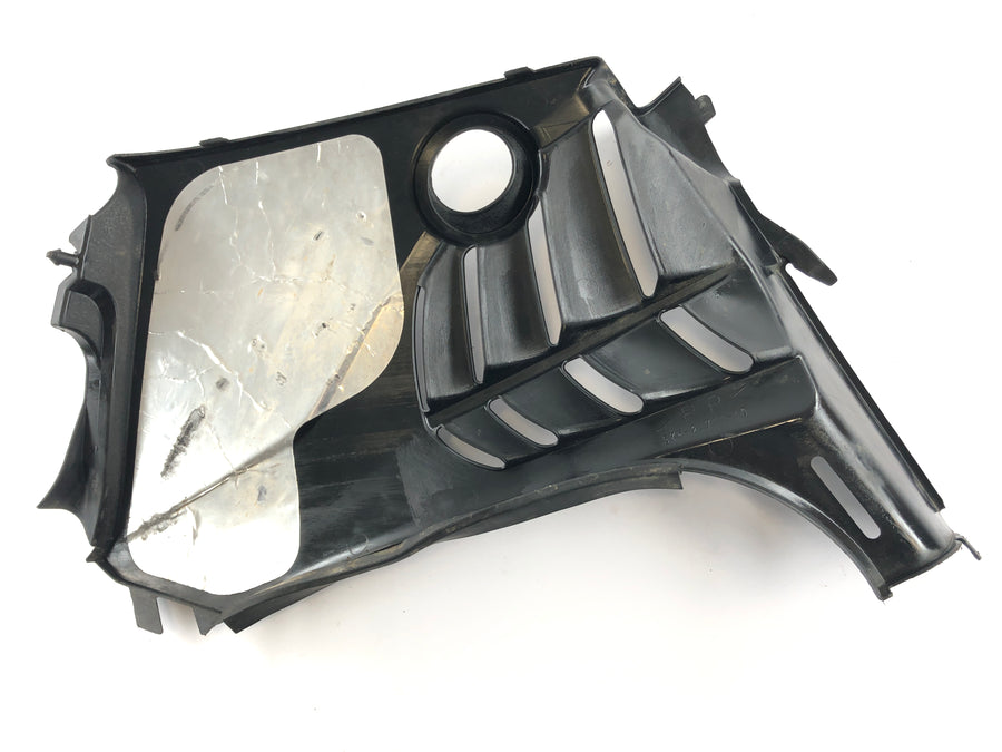Yamaha Grizzly 660 AM03W [2003] - revestimento lateral à esquerda