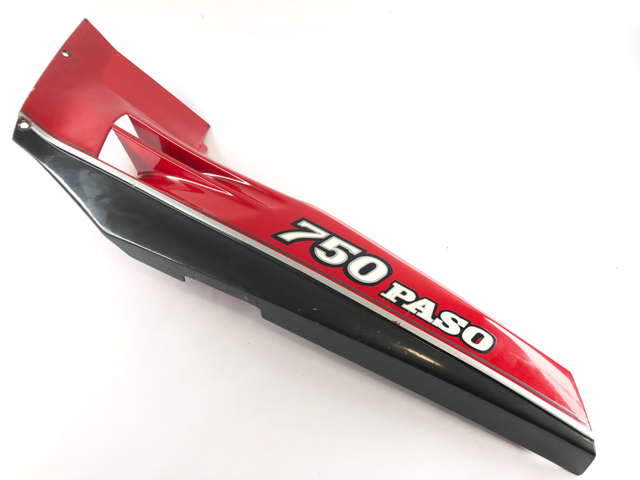 Ducati Paso 750 [1990] - Parte do lado do revestimento do revestimento traseiro à esquerda