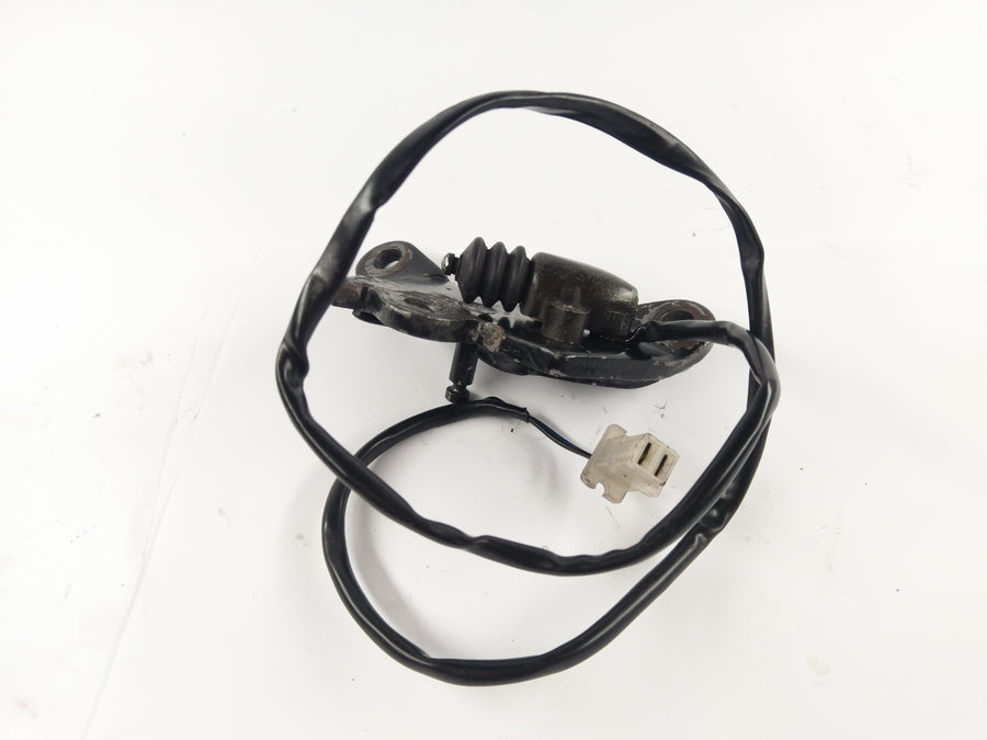 Yamaha XV 1100 - Chave de luz de freio na parte traseira