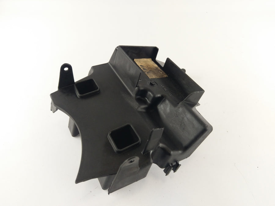 BETA RR 4T 125 LC [2016] - Caixa do filtro de ar parte superior compartimento da bateria