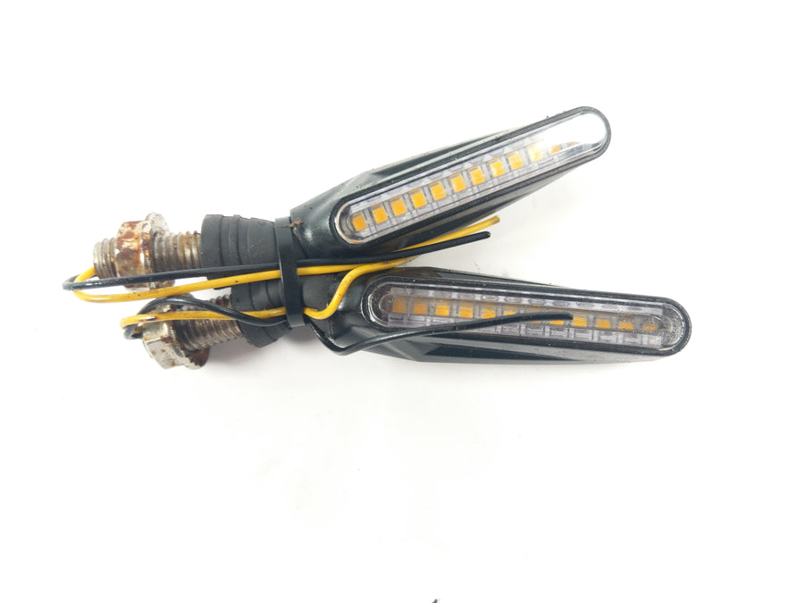 Yamahe DT 125 4BL [1997] - Casal de sinal de volta LED