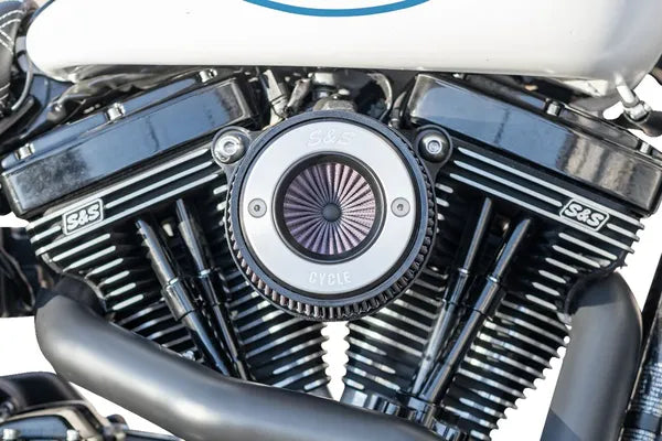 Harley-Davidson FXDBA 1690 Dyna Street Bob Limited [2013] - Air Stinger Stealth Luftfiltersatz – Oberfläche: Schwarz – Bild 7