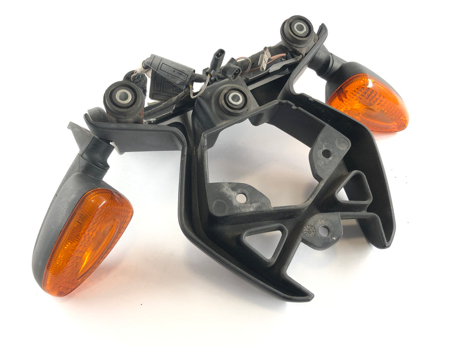 BMW R 1200 GS [2004] - titular da placa com indicador