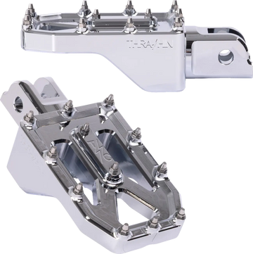 Harley Davidson Softail Street Bob FXBB [THRASHIN SUPPLY CO.] - Agressor footpegs