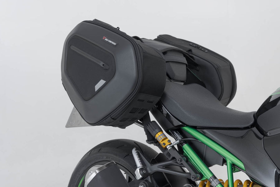 Kawasaki Z 900 SE [2022-2026] - PRO BLAZE H Satteltaschen-Set – Bild 2