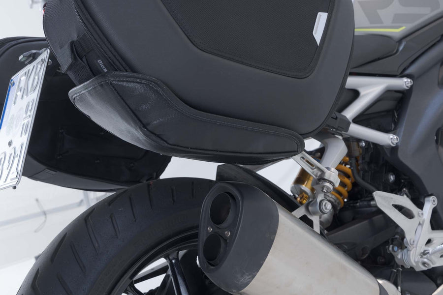Triumph Speed Triple 1200 RR [2022-2025] - PRO BLAZE H Satteltaschenset mit EDGE Schutz & Hitzeschutz – Bild 6