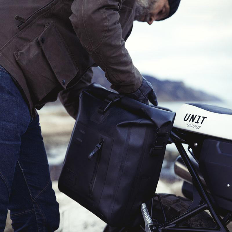 BMW R nineT 1200 Racer [2017-2020] - Zwei Khali TPU Seitentaschen + symmetrischer Doppelrahmen