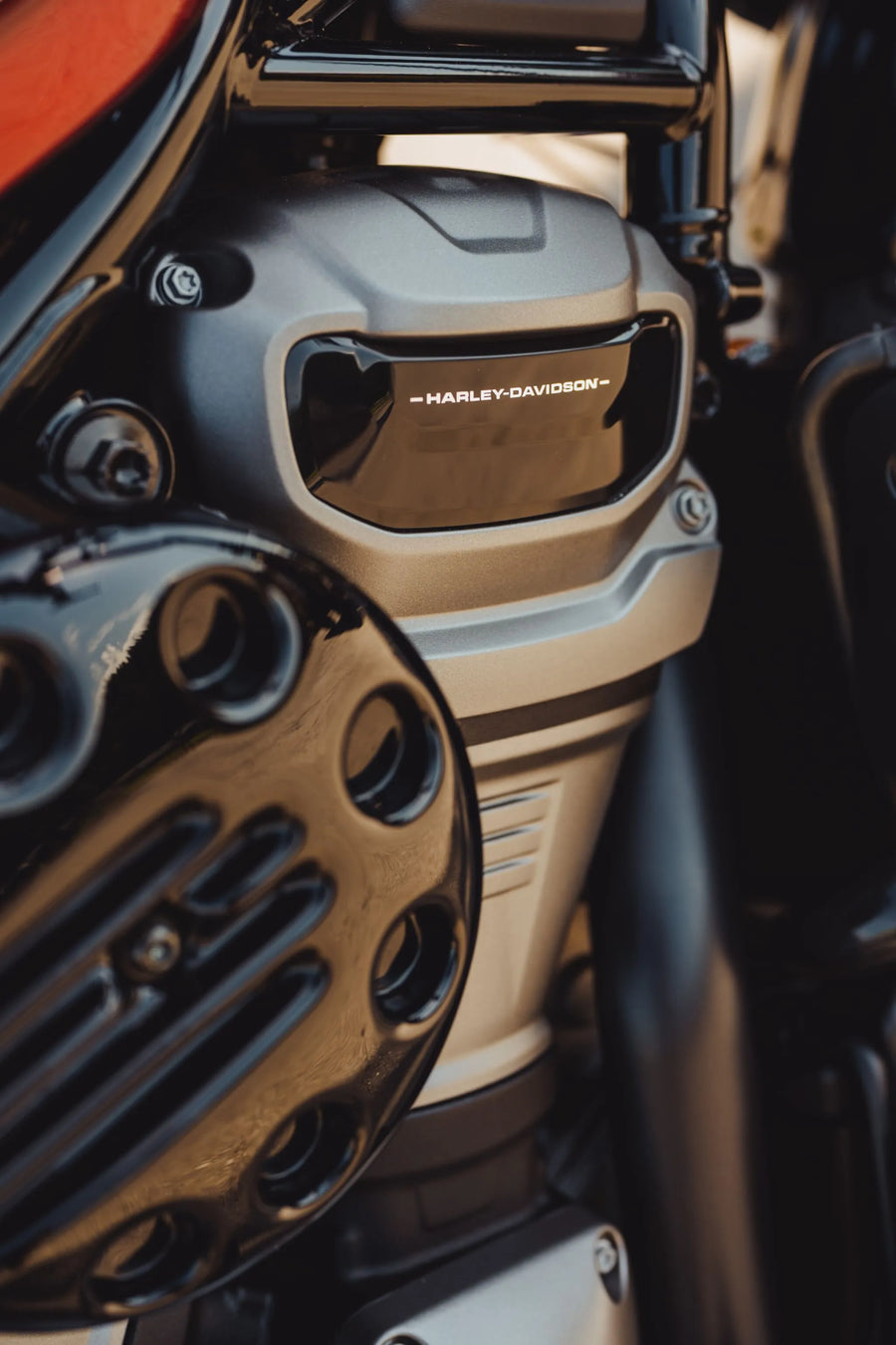 Harley Davidson Nightster [CULT WERK] – tampa do filtro de ar “com fenda”