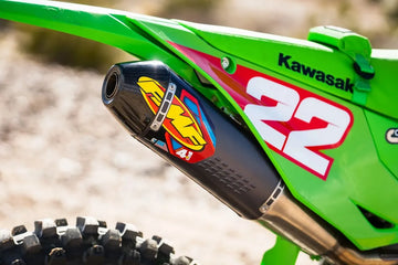 Kawasaki KX 250 [2021-2024, 2024] - Silenciador Slip-On de fábrica 4.1 RCT - Item no. 042394 – Imagem 1