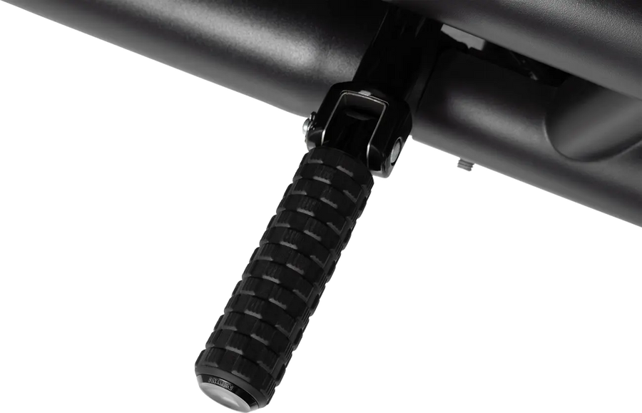 Harley Davidson Softail Street Bob FXBB [ARLEN NESS] – Apoios para os pés M-Eight Fusion