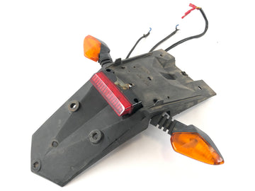 Beta RR 125 [2018] - titular da placa com luz traseira e indicadores