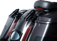 Harley-Davidson FLTRXSTSE 1977 Road Glide ST CVO 121 [2025] - REVO ARC Billet Remote Reservoir Außenhalterungen – Bild 8