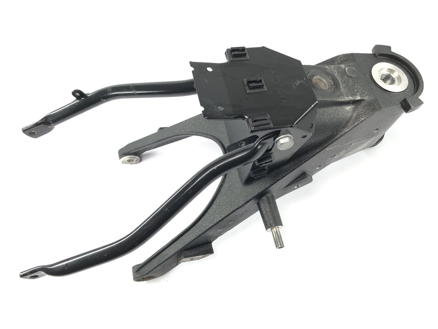 BMW R 1150 R R21 [2003] - quadro da cabeça da estrutura com papéis