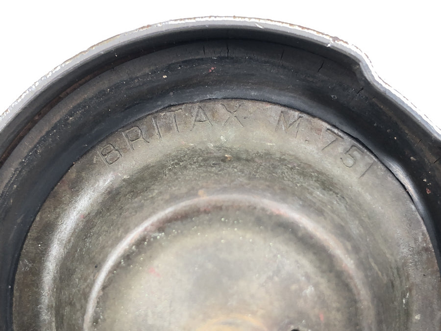 Triumph Bonneville T140V [1976] - Fechamento do tanque de tampa de combustível