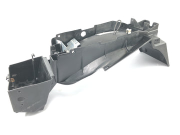 TRIUMPH DAYTONA 955I T595 [1998] - Proteção contra respingos do suporte da placa do para-lama interno traseiro - 0
