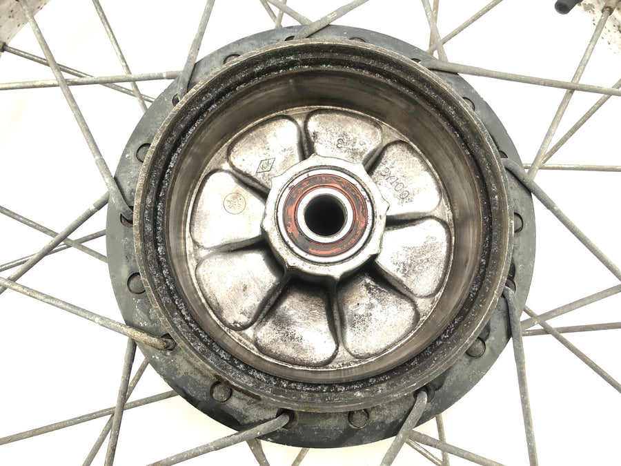 Yamaha XT 350 3yt / 55V [1990] - borda da roda traseira com roda de corrente na parte traseira
