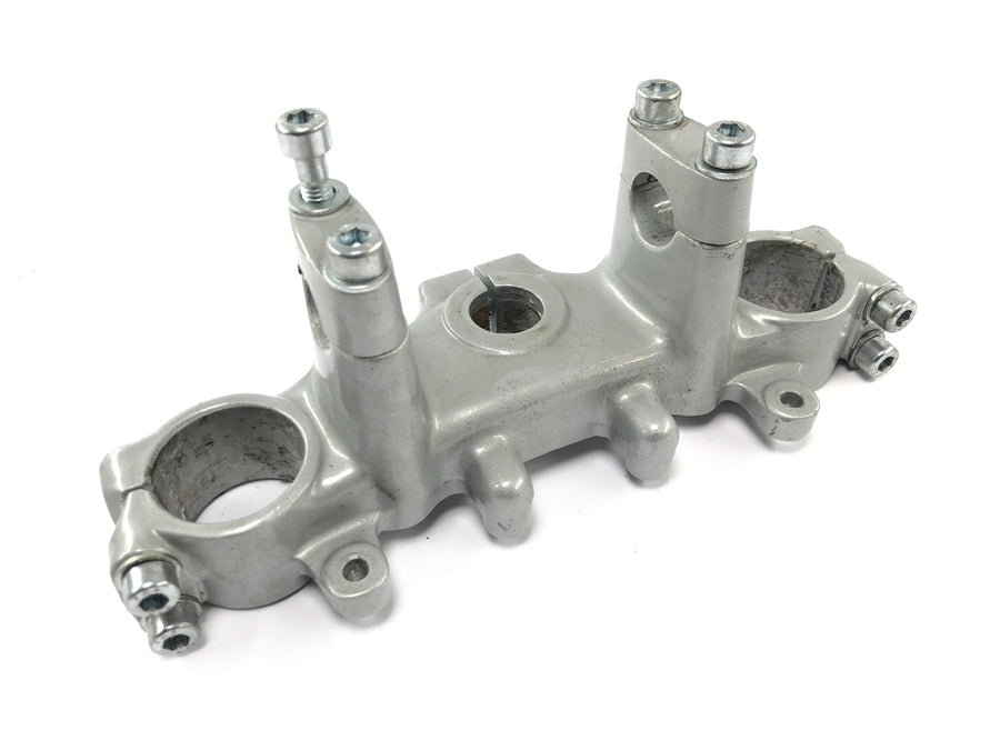 Yamaha DT 125 R DE03 [2000] - Braçadeira de garfo de montagem no guiador da ponte superior